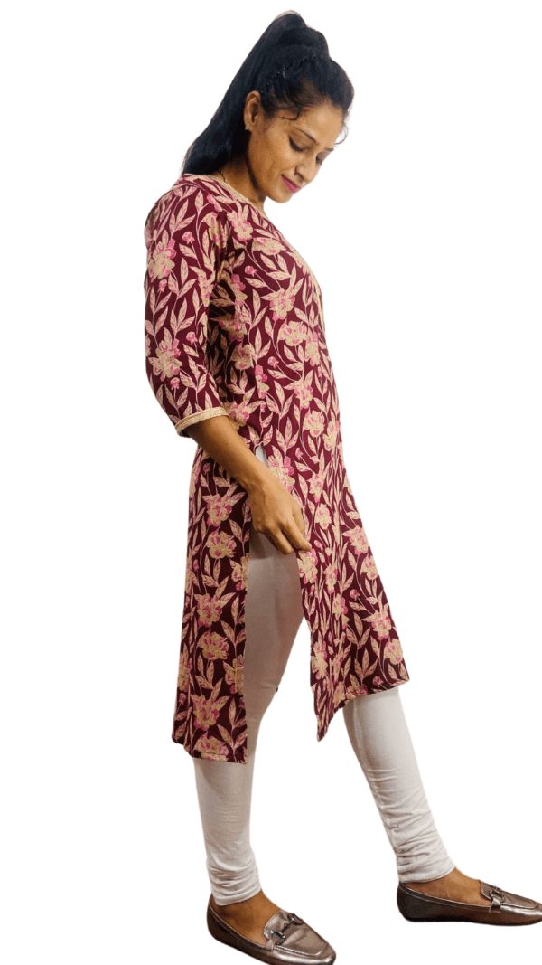 Women's  Cotton Floral Print Straight Kurta
